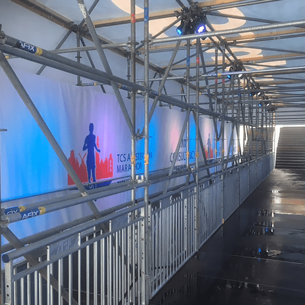 Afix fast X52 event scaffold with walkway and spann scaffold - marathon Amsterdam