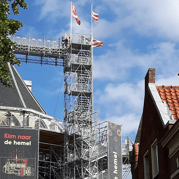 Afix fast X52 tour d'escaliers et échafaudage du public - célébration de Klim naar de hemel à Alkmaar