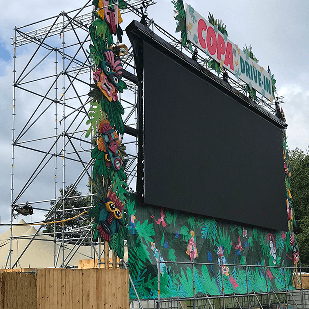 Afixfast X52 event scaffold for AV projection on festival ground