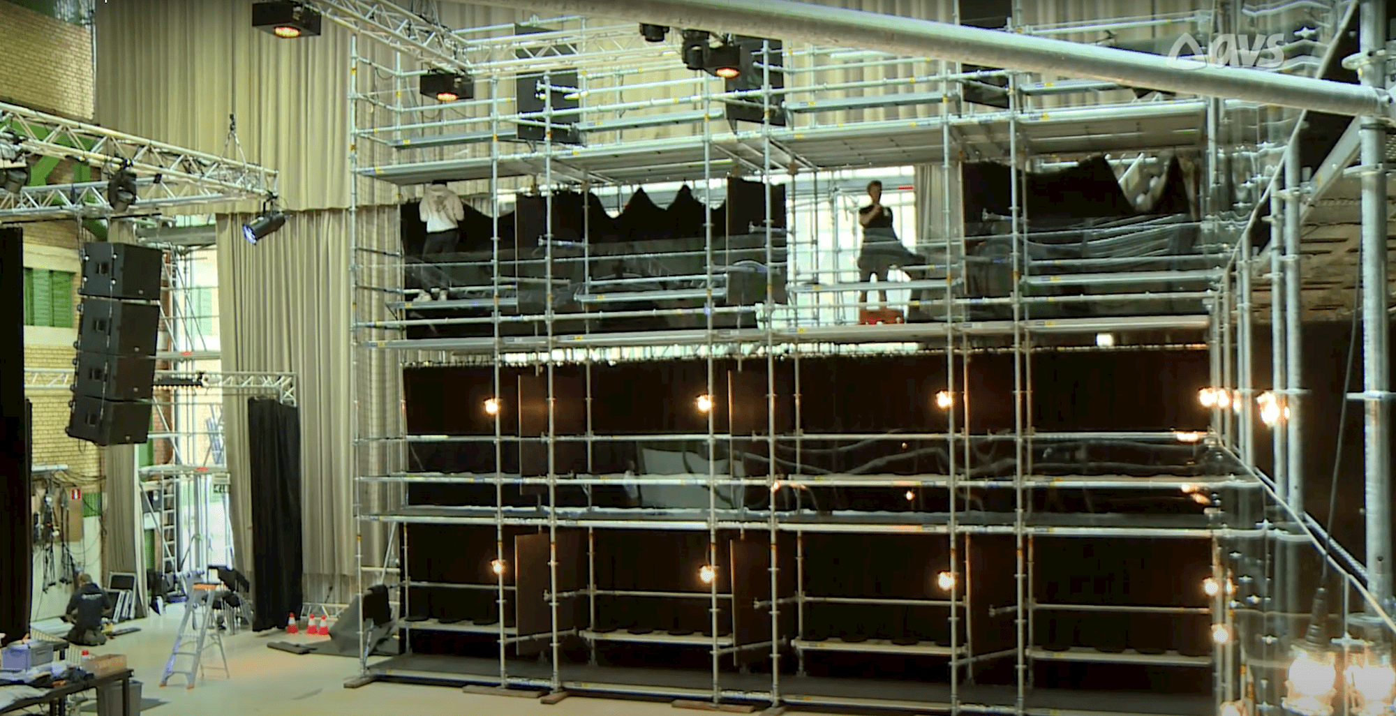 Afix scaffold lodges as anti-corona bubbles in De Central Ghent