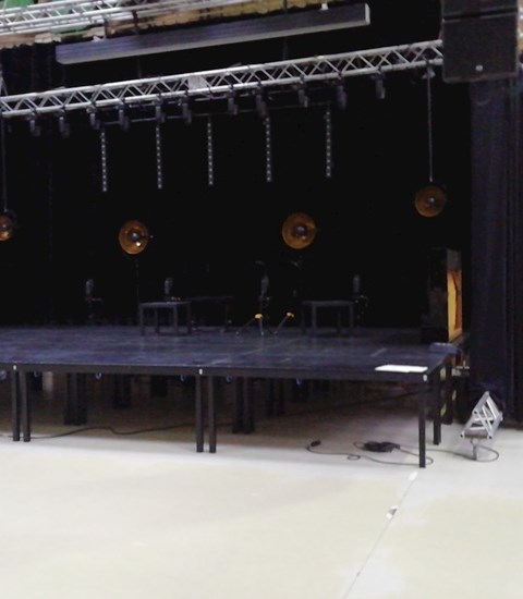 Afix scaffold lodges as anti-corona bubbles in De Central Ghent