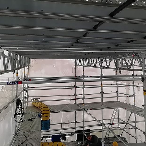Afix fast X52 shrinkwrap scaffold for sandblasting work - Victor Buyck