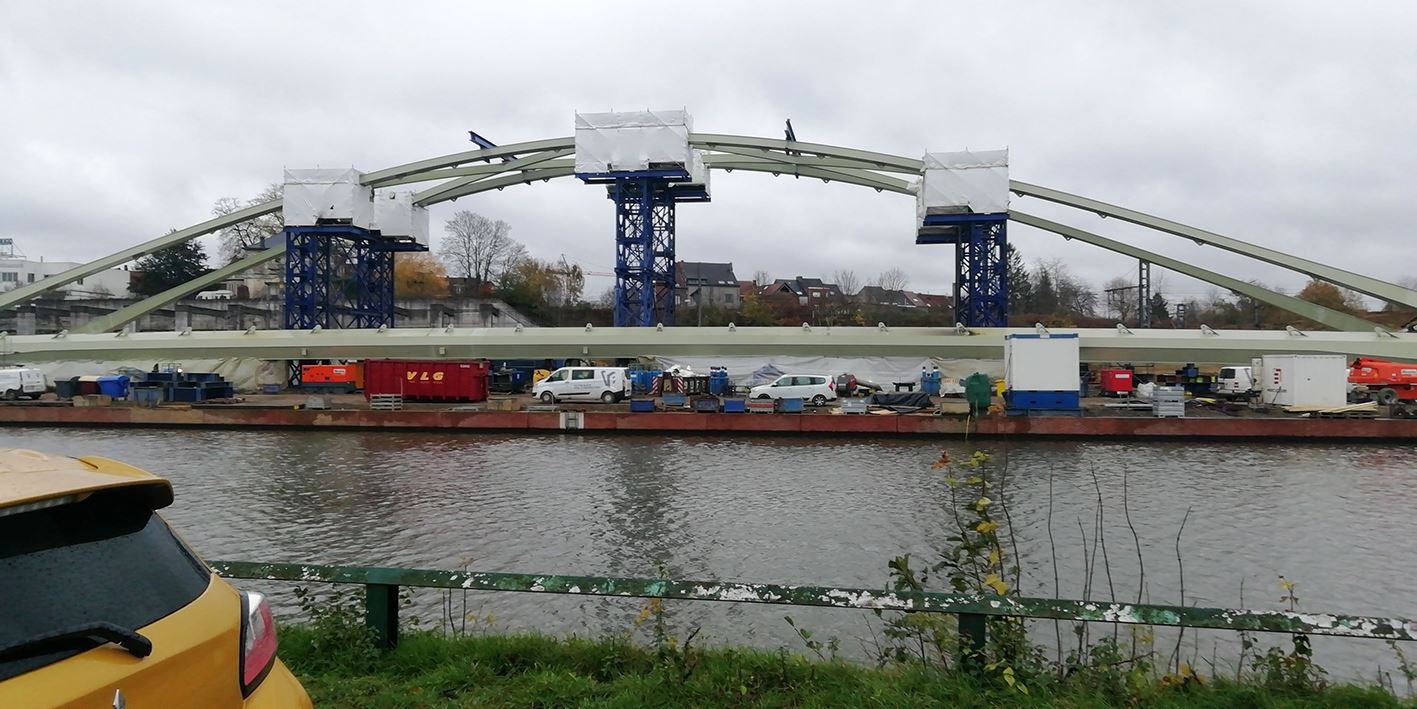 Afix fast X52 shrinkwrap scaffold for sandblasting work - Victor Buyck