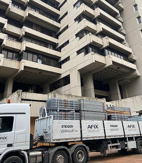 Afix fast X52 shrinkwrap scaffold for construction renovation - Lille Agora