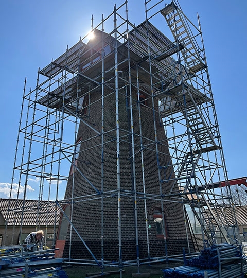 Afix fast X52 renovatiesteiger met krimfolie voor Stalhille molen 