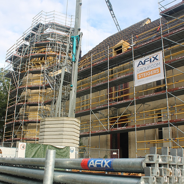 Afix fast X52 renovation scaffold Castle Planckaert - Lurcy