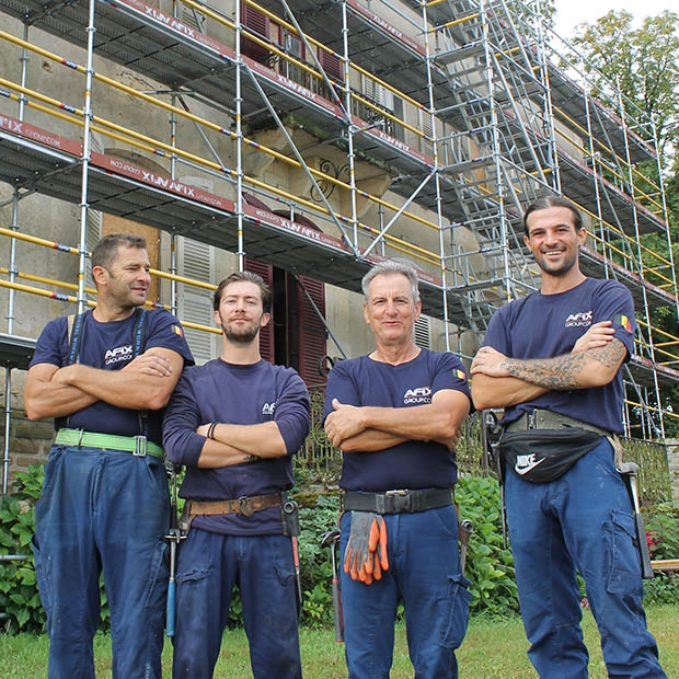 Afix fast X52 facade scaffolding for renovation castle Planckaert - Lurcy