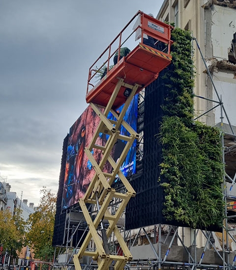 Afix fast X52 steiger opstelling met spandoeken als afscherming - BlowUp Media - De Meir - Antwerpen