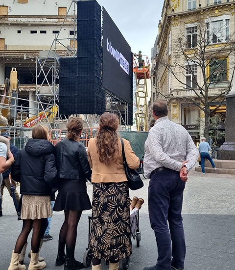 Afix fast X52 steiger opstelling met spandoeken als afscherming - BlowUp Media - De Meir - Antwerpen