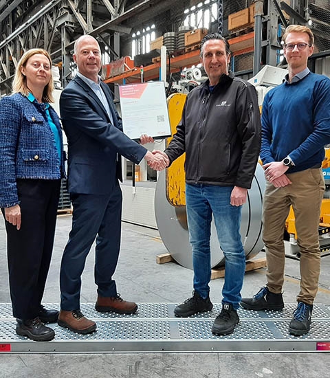 Staalprofiel incorporates XCarb steel in scaffolding decks